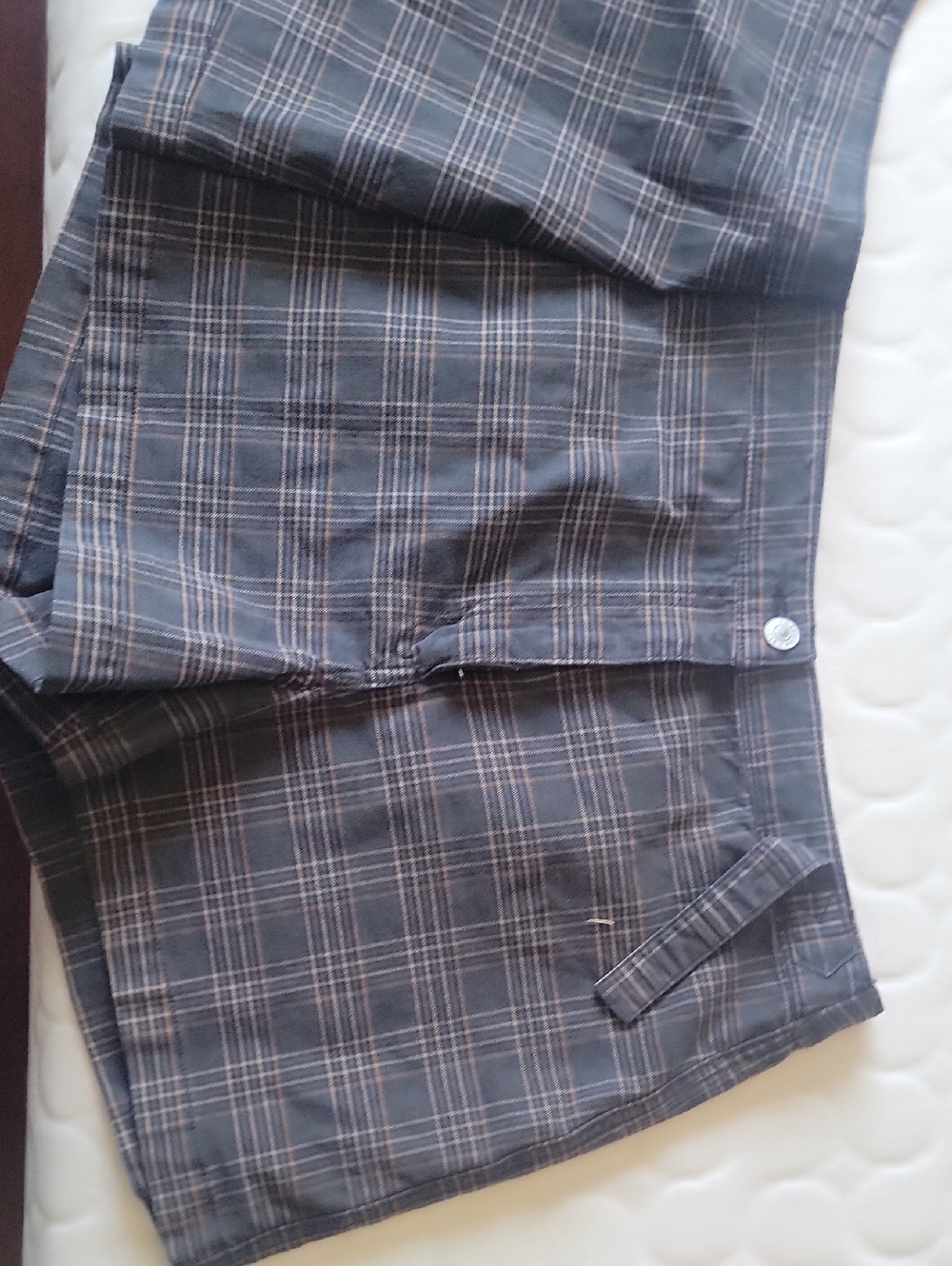 American Eagle Outfitters Navy and Tan Plaid Shorts